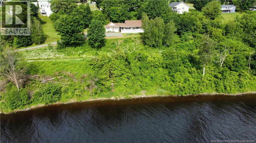 105 Bridge Street, Woodstock, New Brunswick  E7M 5Y7 - Photo 30 - NB135413