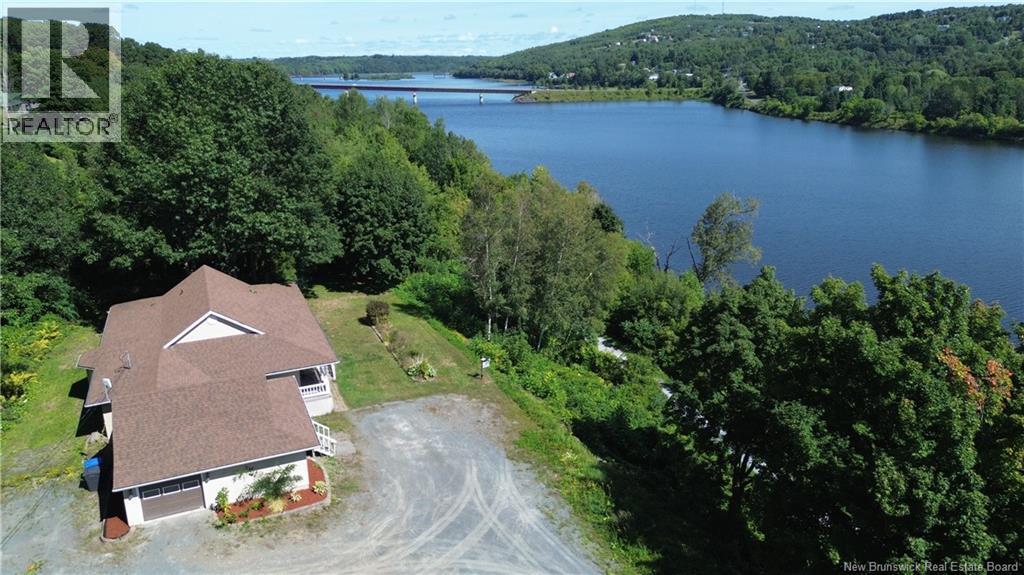 105 Bridge Street, Woodstock, New Brunswick  E7M 5Y7 - Photo 40 - NB135413