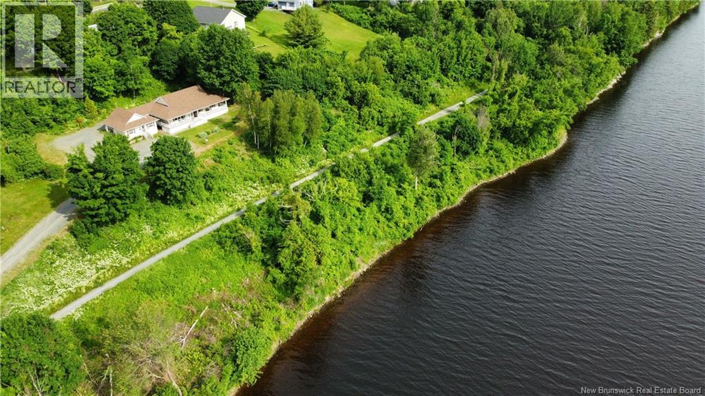 105 Bridge Street, Woodstock, New Brunswick  E7M 5Y7 - Photo 31 - NB135413