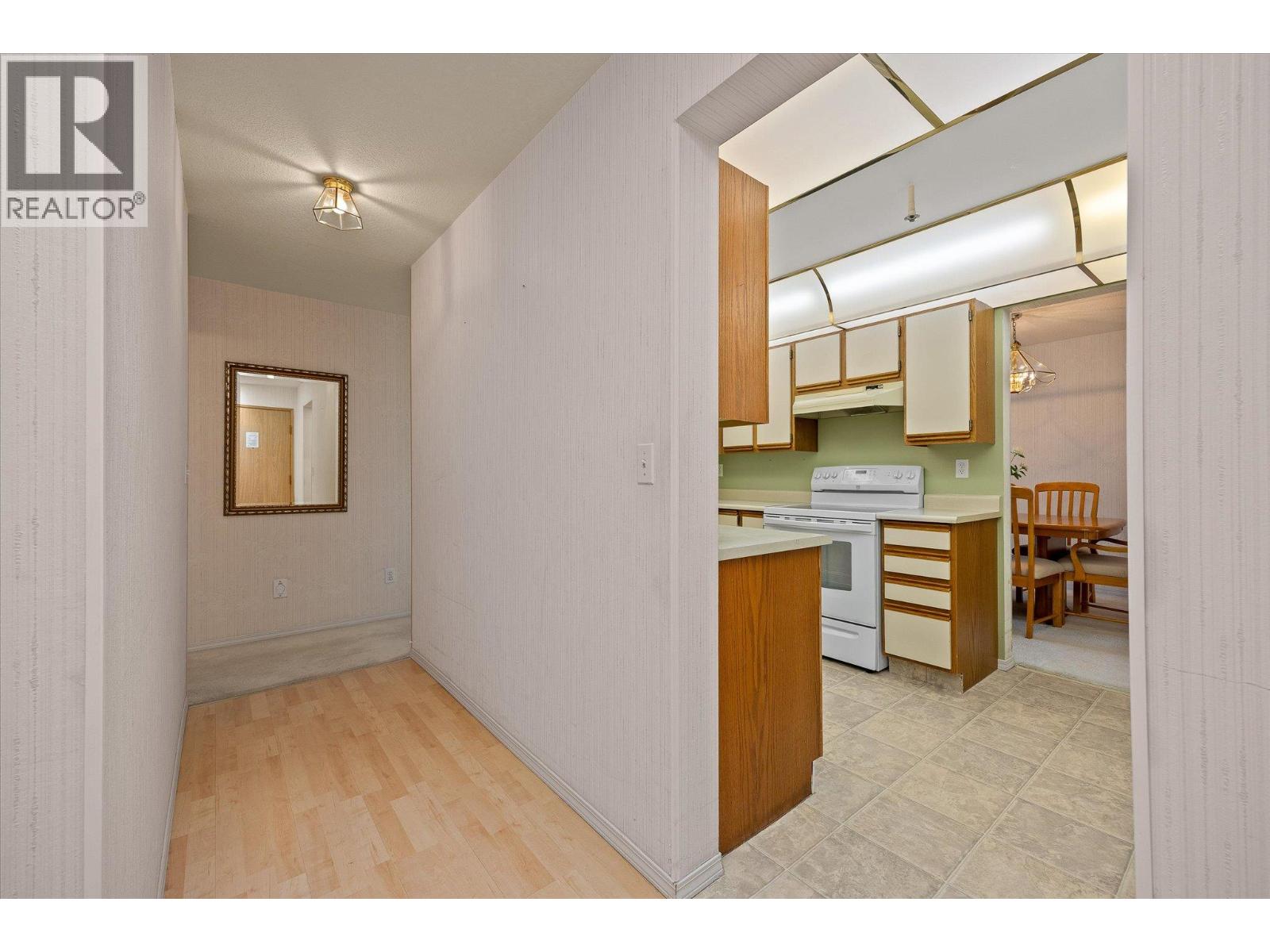 1045 Sutherland Avenue Unit# 306 Kelowna Photo 5 1045 Sutherland Avenue Unit# 306 Kelowna Photo 5