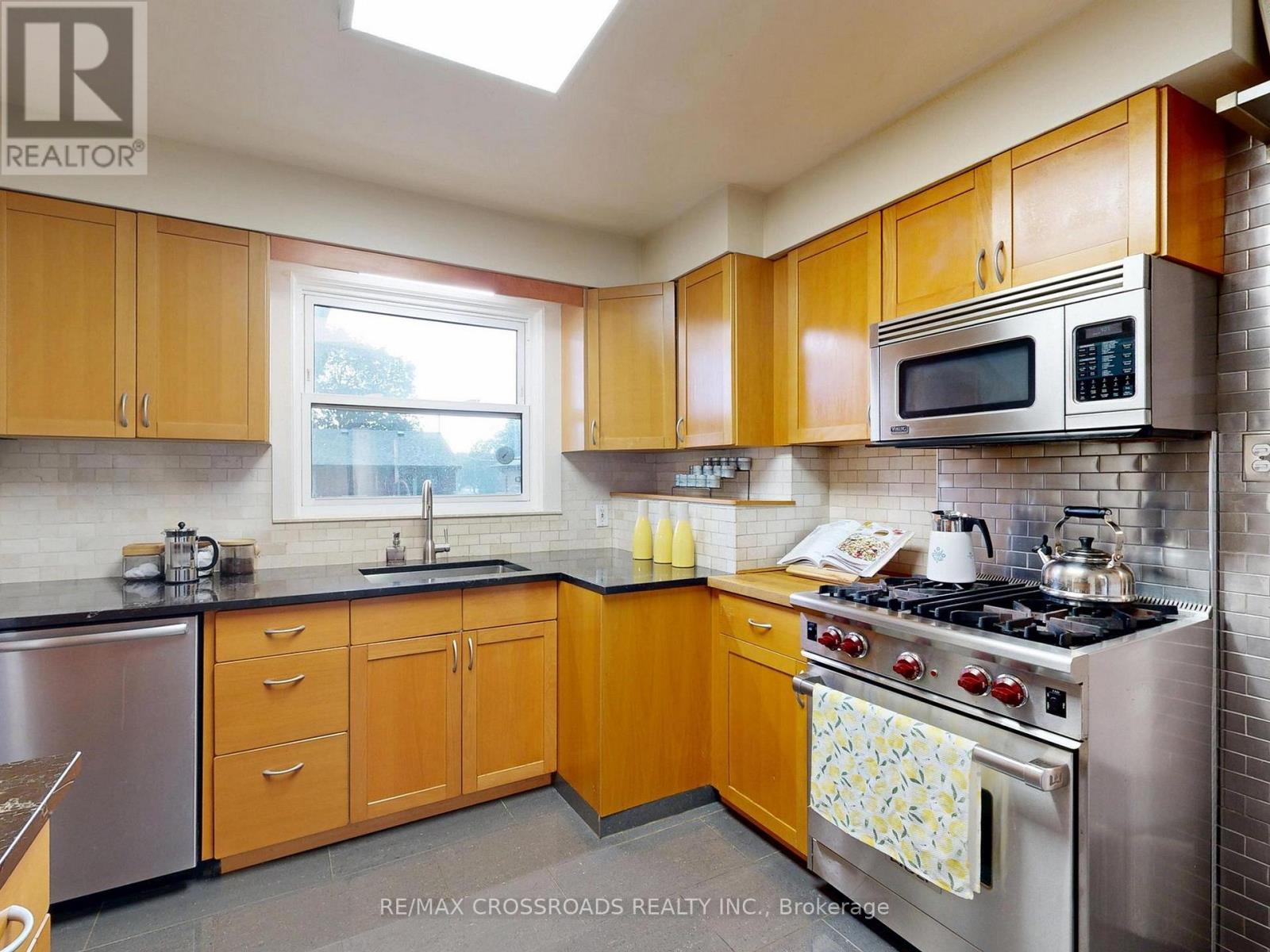 432 Paliser Crescent N, Richmond Hill, Ontario  L4C 1R6 - Photo 13 - N13740966