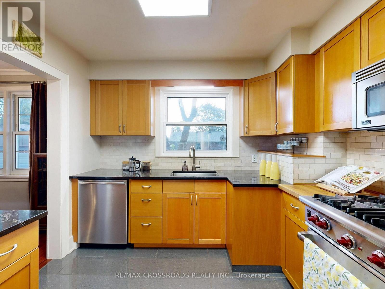 432 Paliser Crescent N, Richmond Hill, Ontario  L4C 1R6 - Photo 14 - N13740966