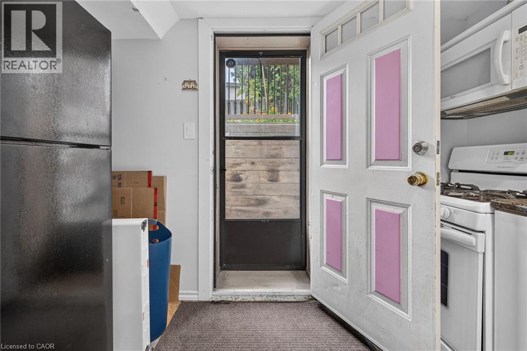 10 Krafty Court, Hamilton, Ontario  L9C 6R7 - Photo 37 - 40860309