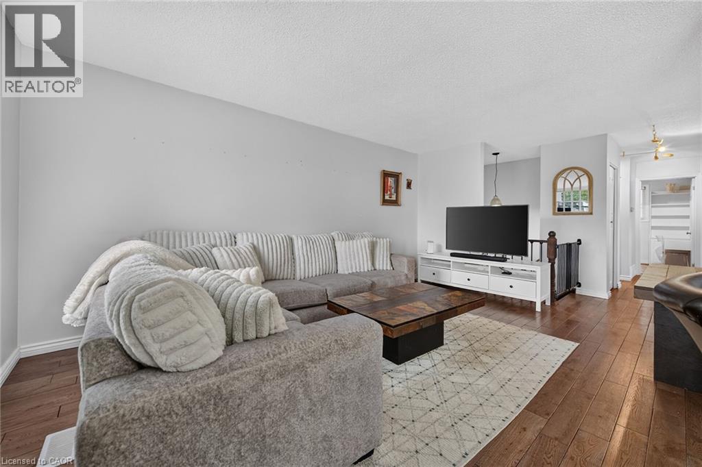 10 Krafty Court, Hamilton, Ontario  L9C 6R7 - Photo 11 - 40860309