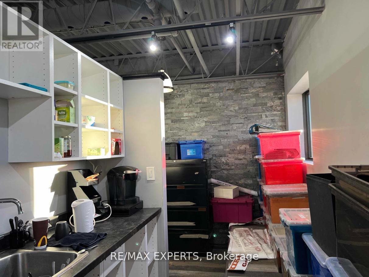 2 - 1 Delta Park Boulevard, Brampton, Ontario  L6T 5G1 - Photo 12 - W13740972