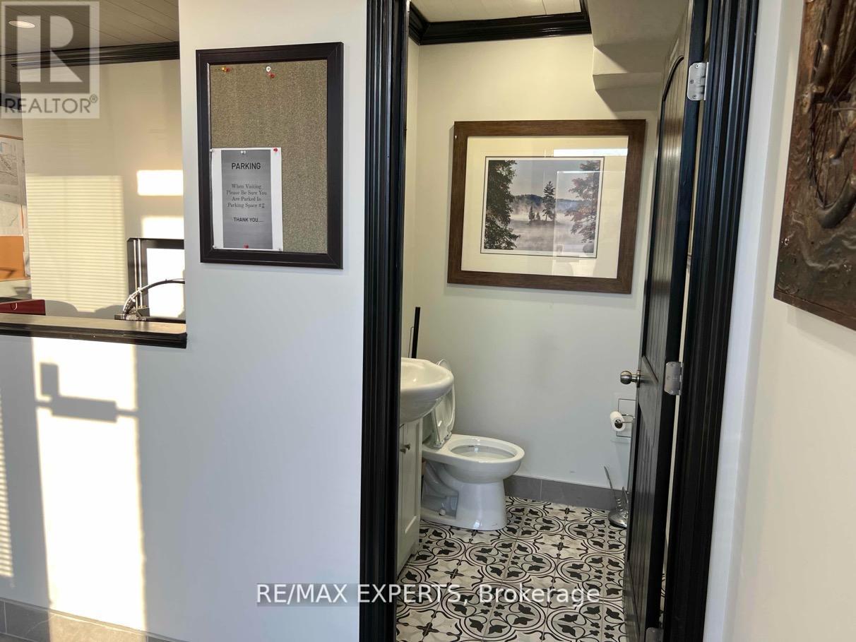 2 - 1 Delta Park Boulevard, Brampton, Ontario  L6T 5G1 - Photo 3 - W13740972