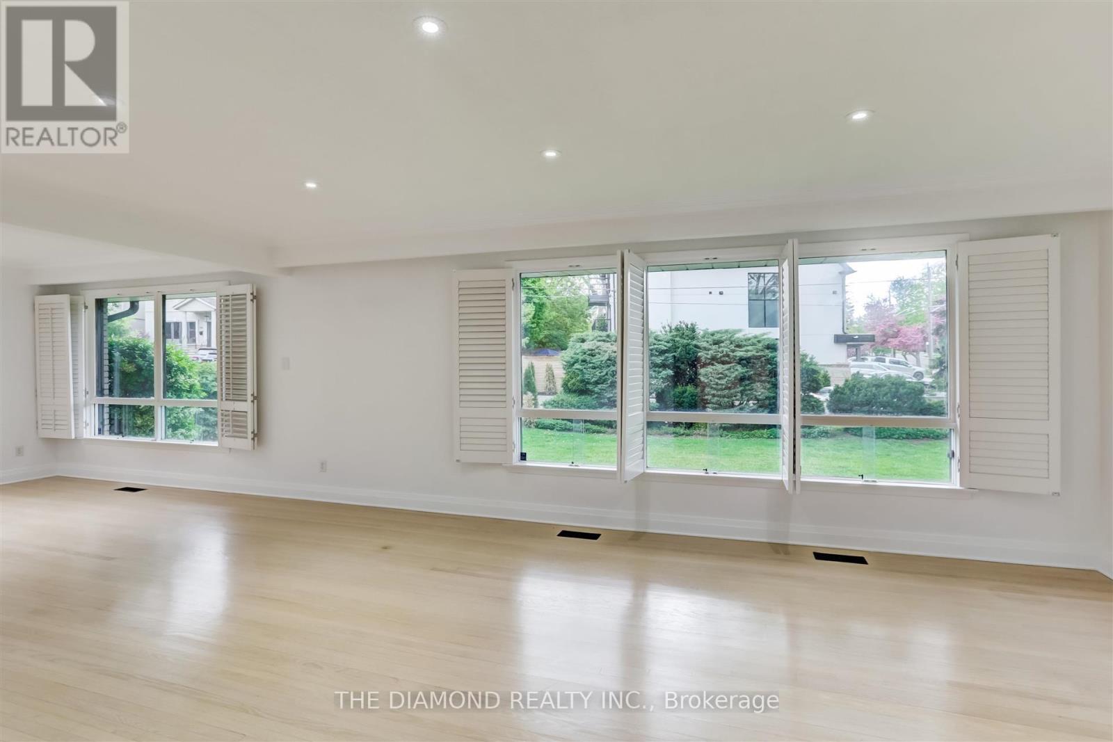 15 Government Road, Toronto, Ontario  M8X 1V7 - Photo 12 - W13740978