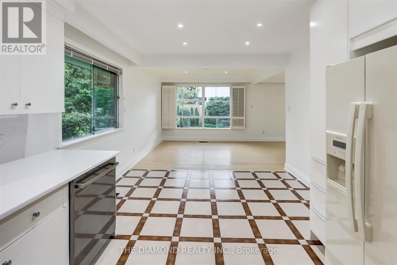 15 Government Road, Toronto, Ontario  M8X 1V7 - Photo 18 - W13740978