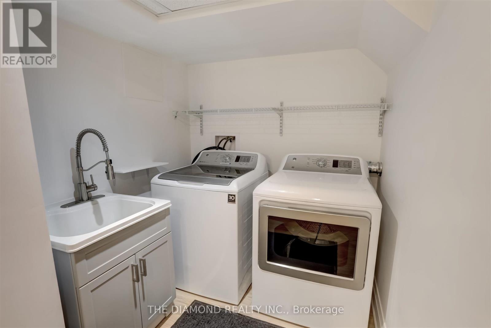 15 Government Road, Toronto, Ontario  M8X 1V7 - Photo 27 - W13740978