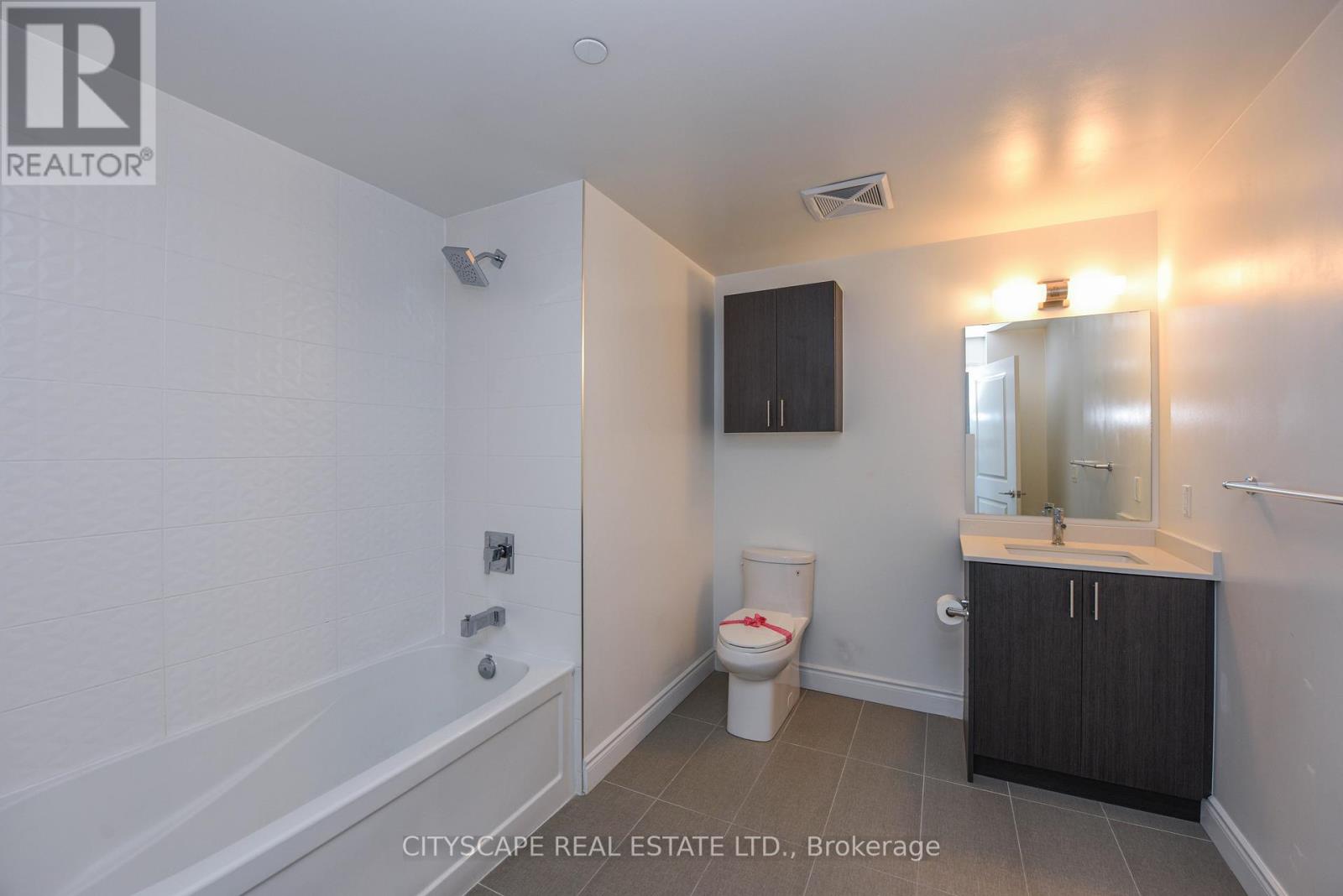 426 - 1050 Main St E Main Street E, Milton, Ontario  L9T 6H7 - Photo 20 - W13741036