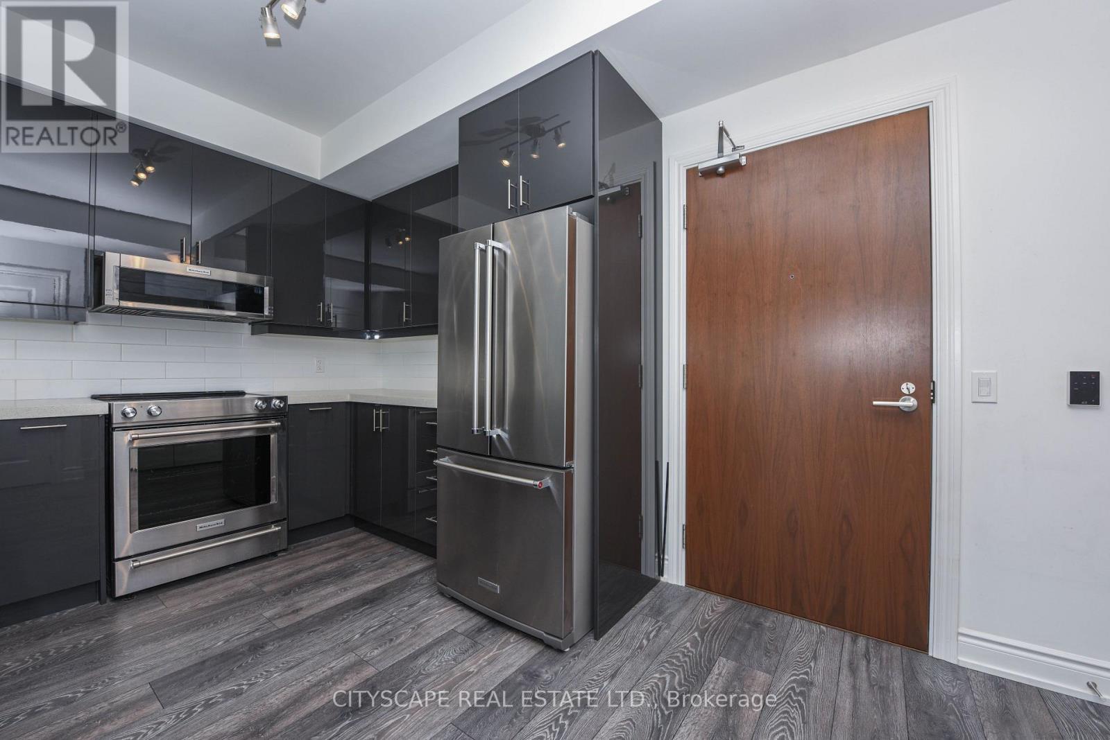 426 - 1050 Main St E Main Street E, Milton, Ontario  L9T 6H7 - Photo 5 - W13741036