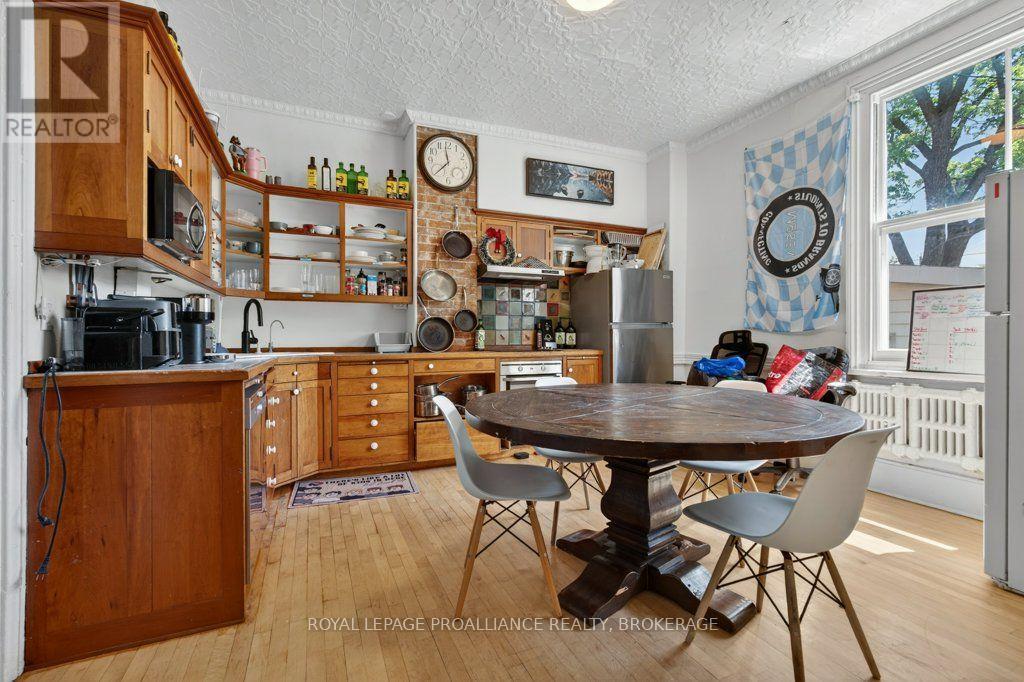 162 Earl Street, Kingston, Ontario  K7L 2H2 - Photo 10 - X13740760