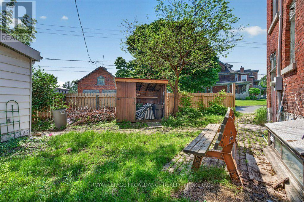 162 Earl Street, Kingston, Ontario  K7L 2H2 - Photo 38 - X13740760