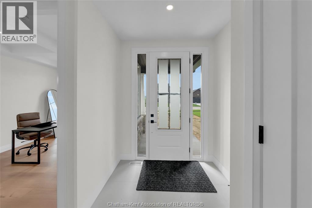 168 Rosewood Crescent, Chatham, Ontario  N7M 0V4 - Photo 3 - 26021400