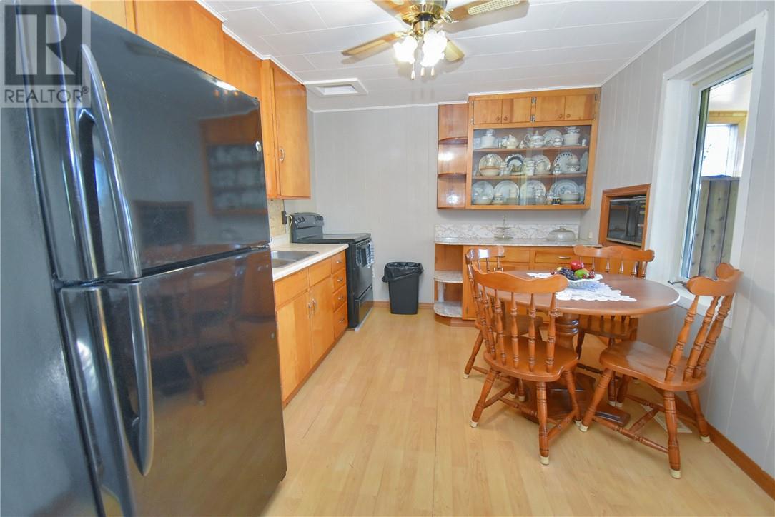 5 Henry Street, Whitefish, Ontario  P0M 3E0 - Photo 10 - 2130149
