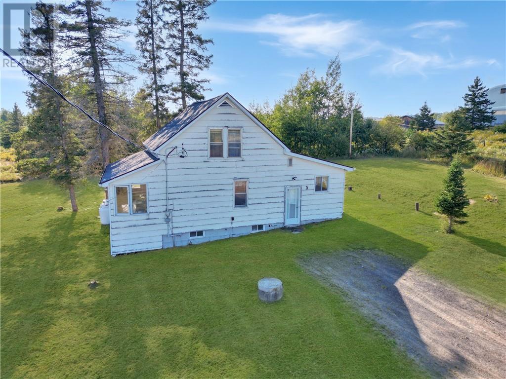 5 Henry Street, Whitefish, Ontario  P0M 3E0 - Photo 5 - 2130149