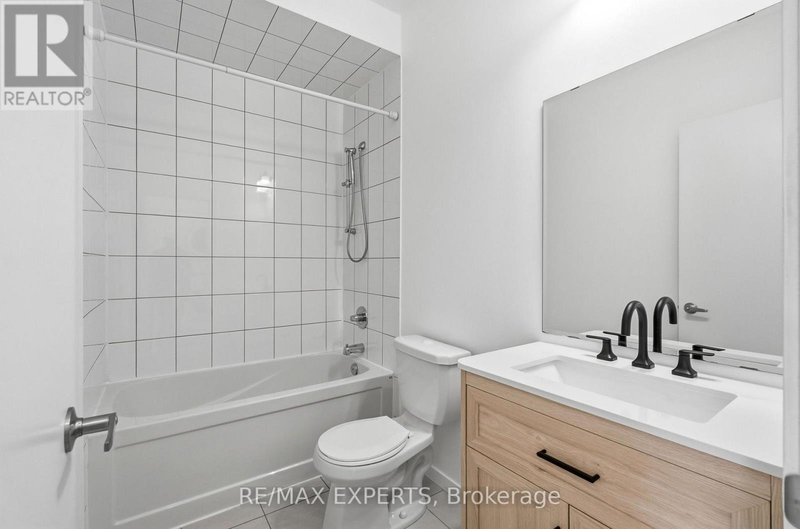 176 Sydney Circle, Vaughan, Ontario  L4H 4R2 - Photo 21 - N13740762