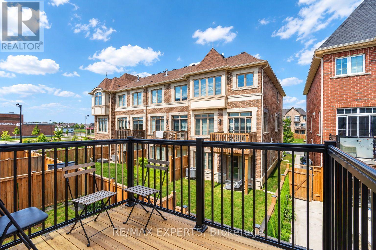 176 Sydney Circle, Vaughan, Ontario  L4H 4R2 - Photo 13 - N13740762