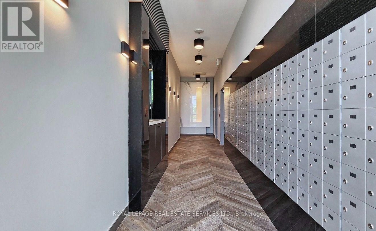 812 - 50 Thomas Riley Road, Toronto, Ontario  M9B 0C5 - Photo 4 - W13606676