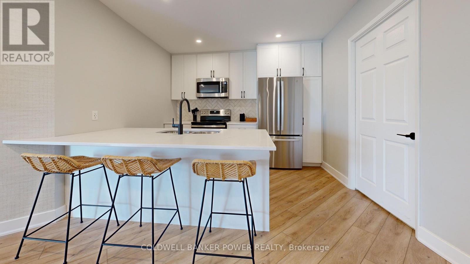 1305 - 520 Talbot Street, London East, Ontario  N6A 6K4 - Photo 2 - X13741120