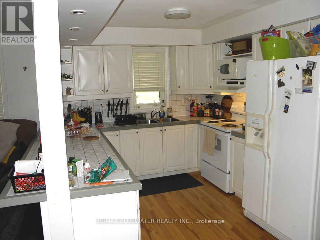 9714 Lake Road, Lambton Shores, Ontario  N0N 1J1 - Photo 19 - X13741156