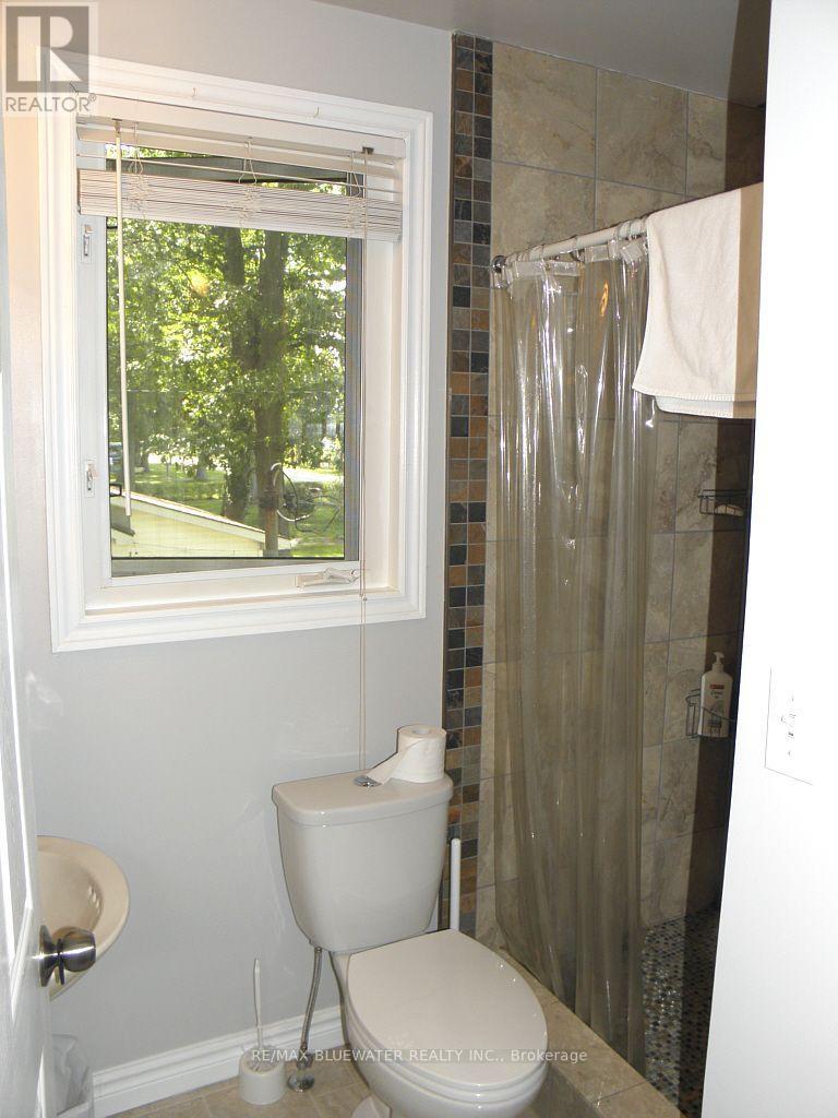 9714 Lake Road, Lambton Shores, Ontario  N0N 1J1 - Photo 25 - X13741156