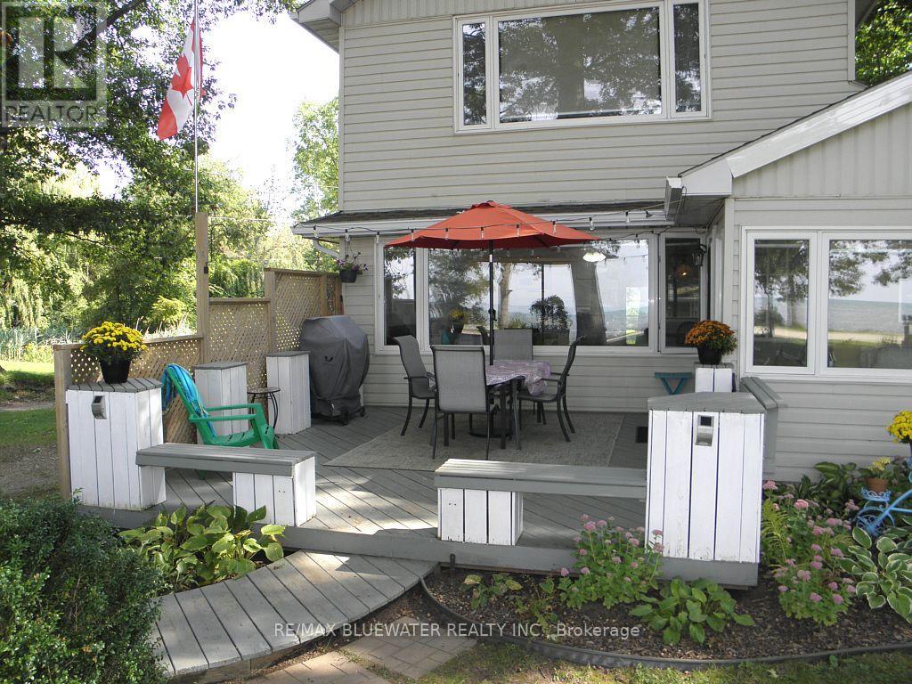9714 Lake Road, Lambton Shores, Ontario  N0N 1J1 - Photo 3 - X13741156