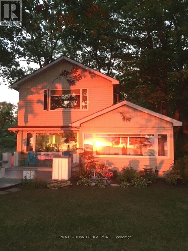 9714 Lake Road, Lambton Shores, Ontario  N0N 1J1 - Photo 30 - X13741156