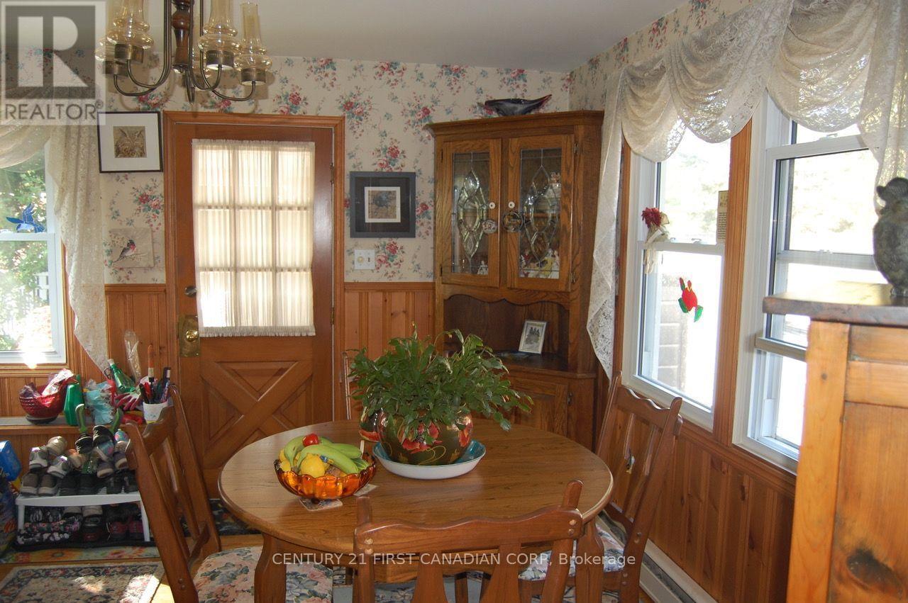 166 Foster Avenue, London North, Ontario  N6H 2L1 - Photo 10 - X13741186