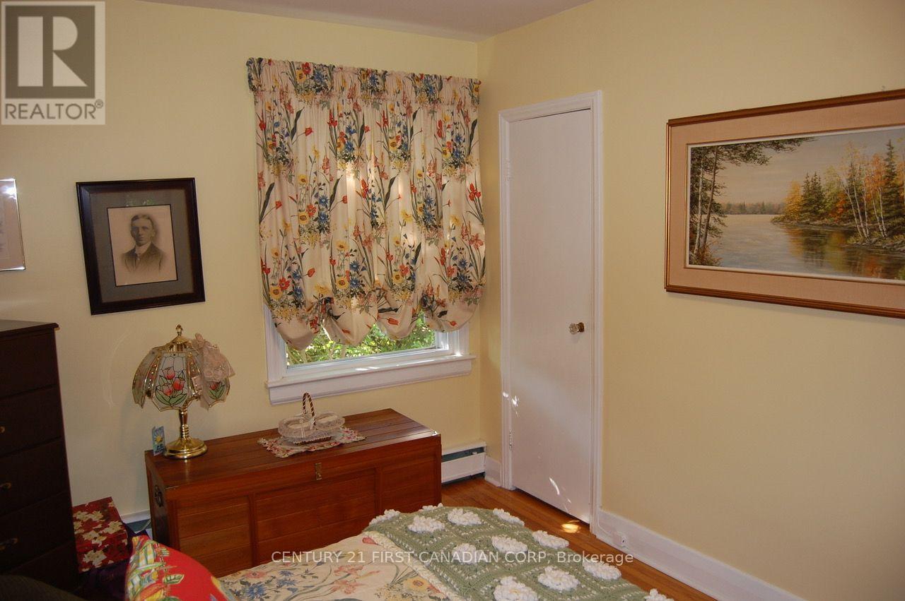 166 Foster Avenue, London North, Ontario  N6H 2L1 - Photo 18 - X13741186