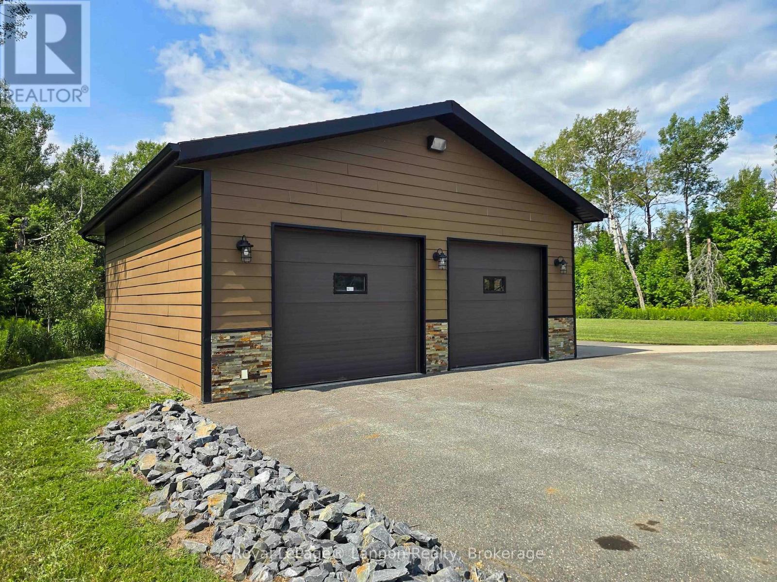 6065 Loch Lomond Road, Thunder Bay, Ontario  P7J 1E7 - Photo 40 - X13671802