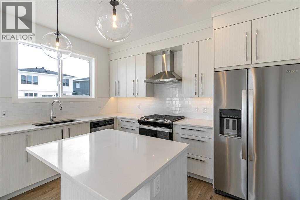198 Dawson Harbour Hill, Chestermere, Alberta  T1X 2S4 - Photo 12 - A2331379