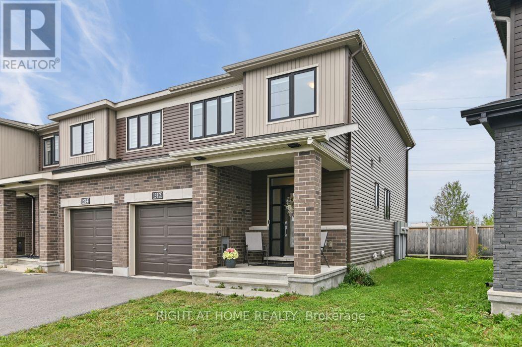 512 Prominence Way, Ottawa, Ontario  K4A 5L3 - Photo 2 - X13741190
