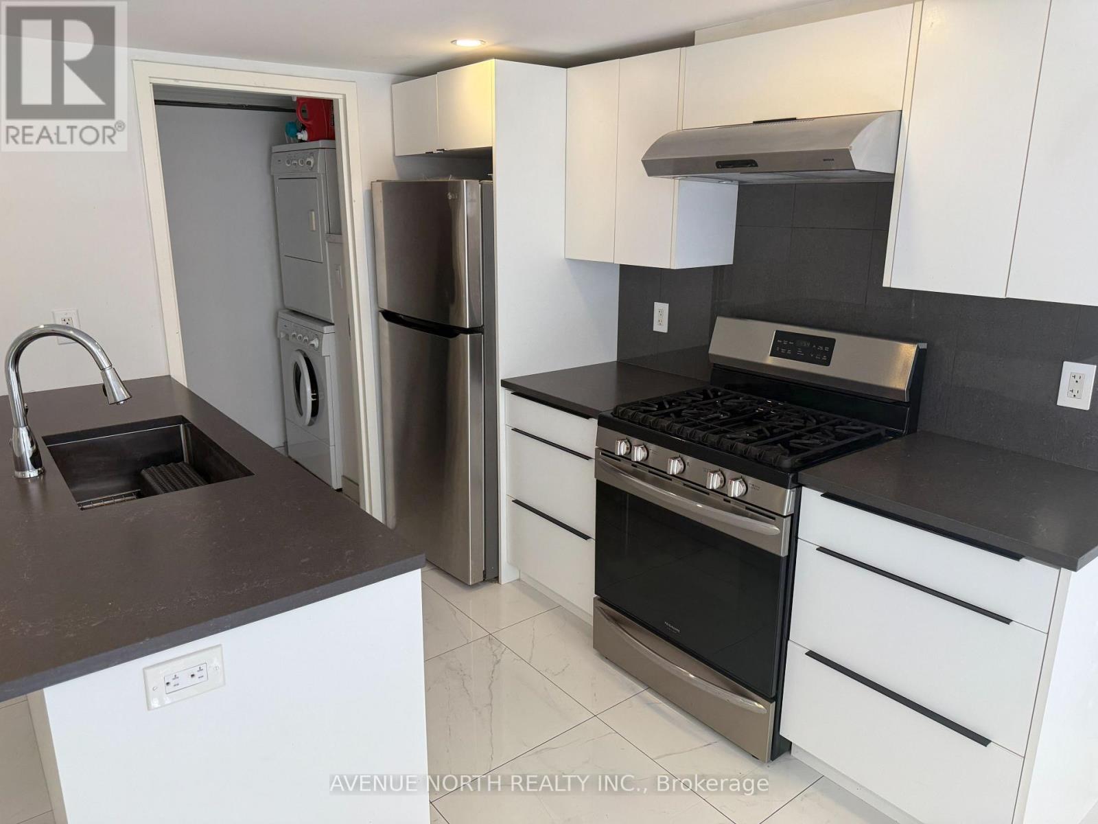 1108 Richard Avenue, Ottawa, Ontario  K1H 8C6 - Photo 4 - X13741206