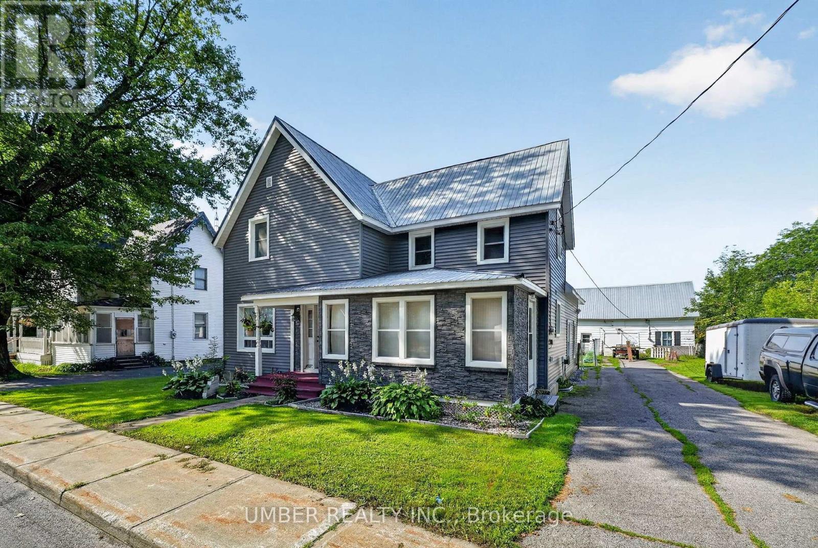 3318 Main Street, North Stormont, Ontario  K0C 1C0 - Photo 2 - X13741342
