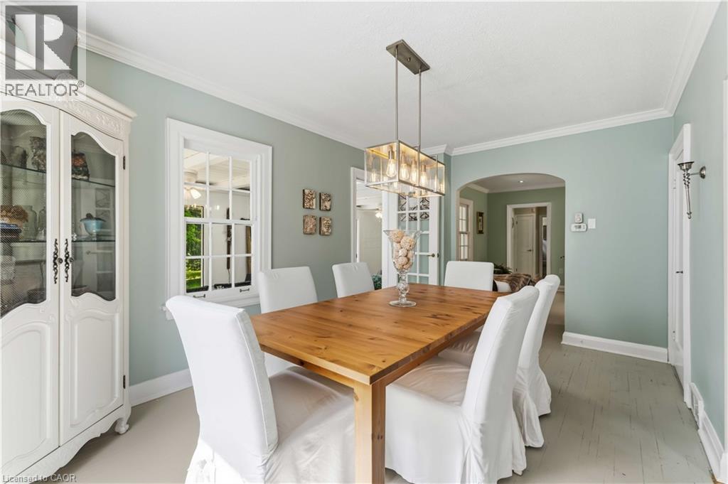 1537 Gregory Road, St. Catharines, Ontario  L2R 6P9 - Photo 15 - 40860036
