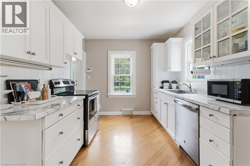 1537 Gregory Road, St. Catharines, Ontario  L2R 6P9 - Photo 18 - 40860036