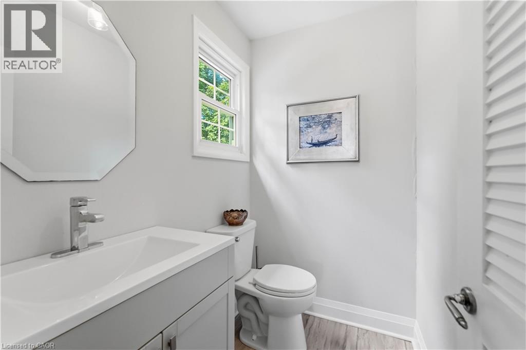 1537 Gregory Road, St. Catharines, Ontario  L2R 6P9 - Photo 26 - 40860036