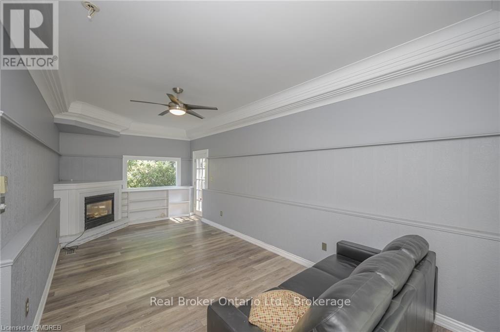 374 Spruce Street, Oakville, Ontario  L6J 2H3 - Photo 10 - W13741076