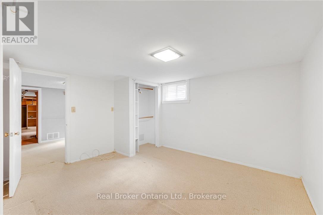 374 Spruce Street, Oakville, Ontario  L6J 2H3 - Photo 33 - W13741076