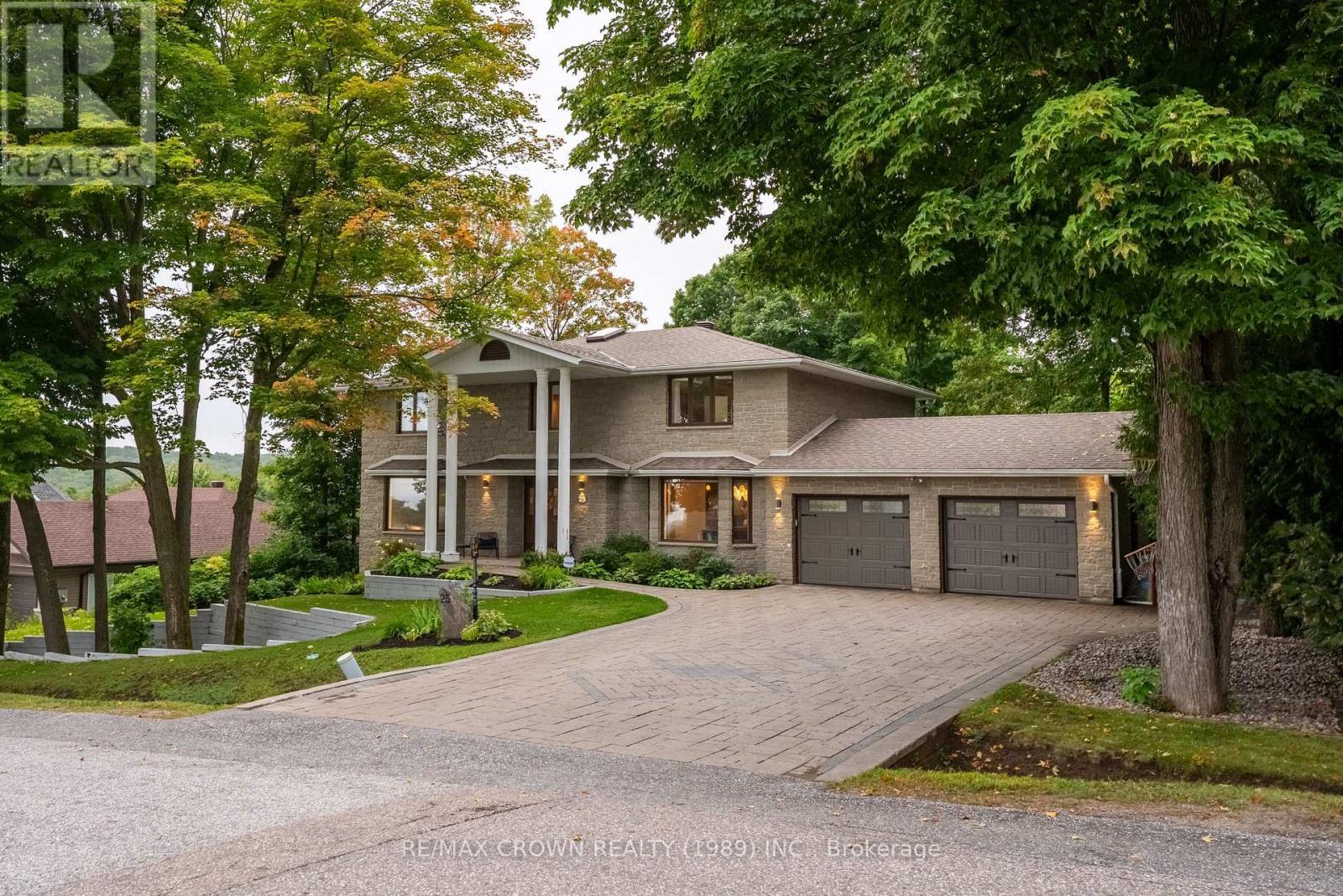 25 MAPLEVIEW PLACE, North Bay, Ontario