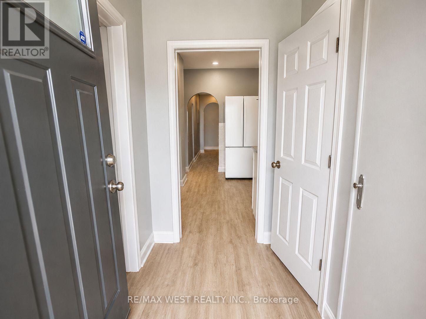 875 Ritson Road S, Oshawa, Ontario  L1H 5L5 - Photo 4 - E13738688