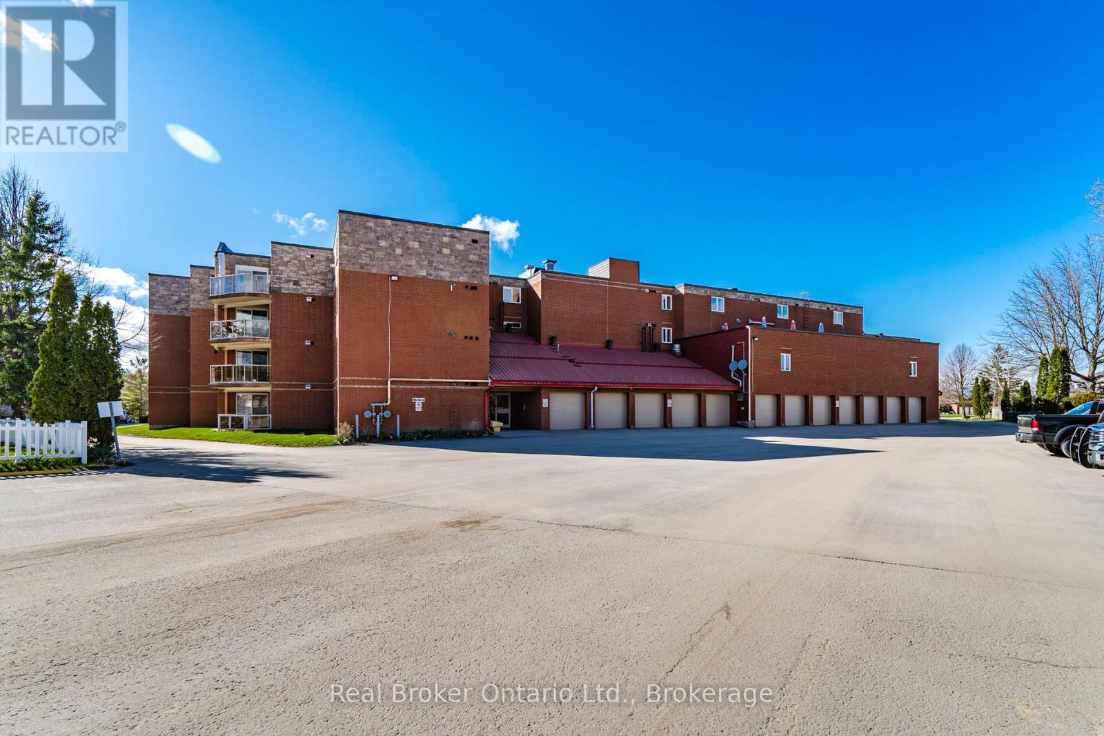 402 - 11 Beck Boulevard, Penetanguishene, Ontario  L9M 2G1 - Photo 19 - S13741128
