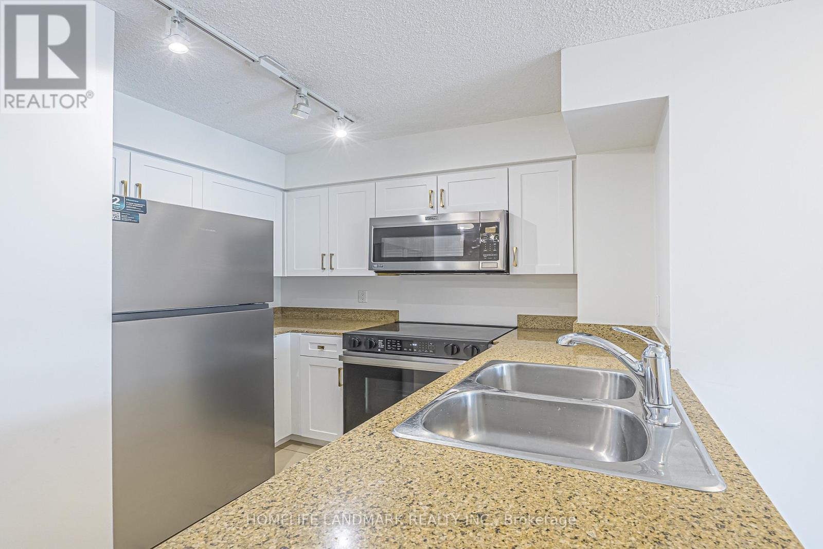 1906 - 361 Front Street W, Toronto, Ontario  M5V 3R5 - Photo 10 - C13741250