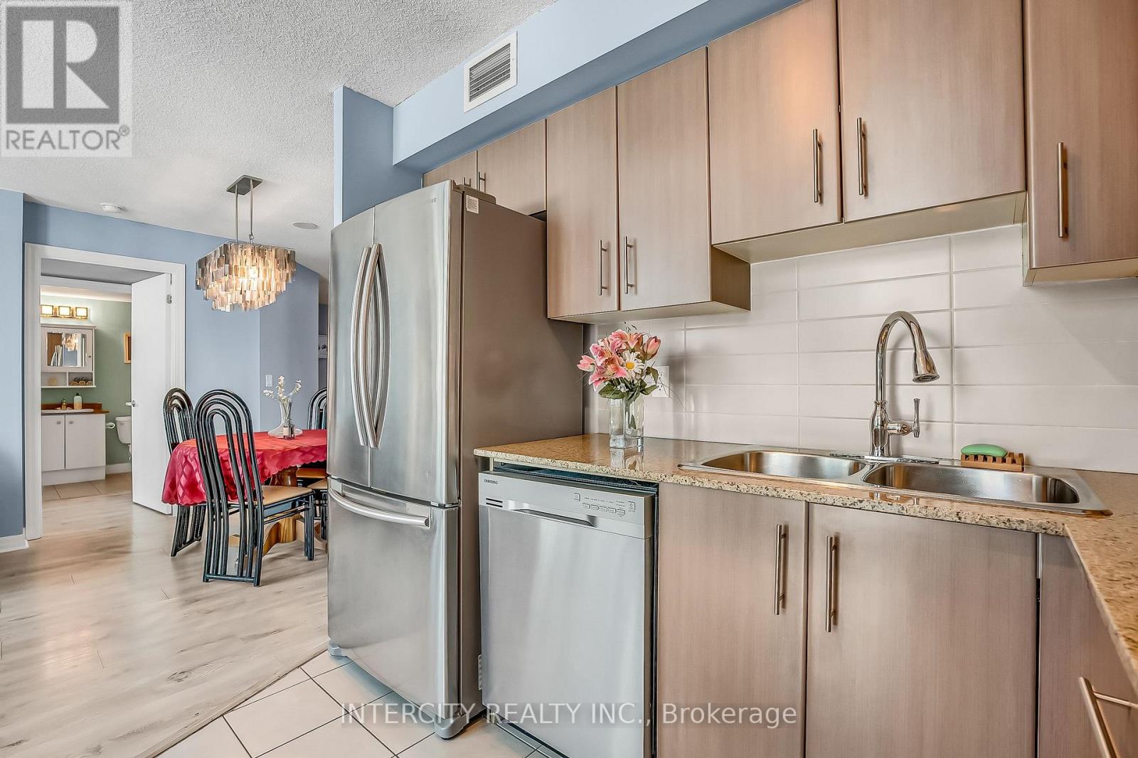 1010 - 12 Yonge Street, Toronto, Ontario  M5E 1Z9 - Photo 19 - C13741322