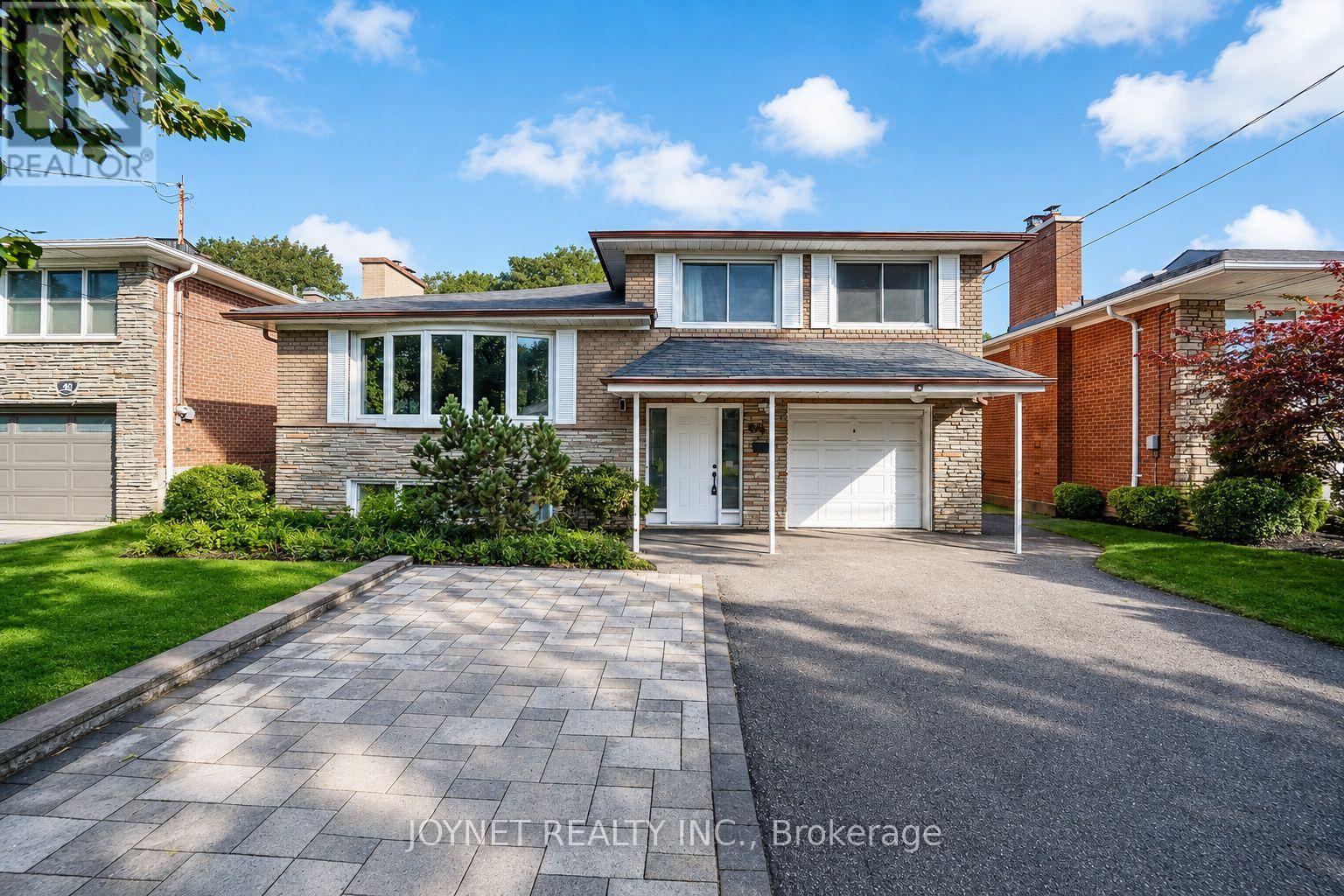 42 Brucedale Crescent, Toronto, Ontario  M2K 2C7 - Photo 3 - C13741332