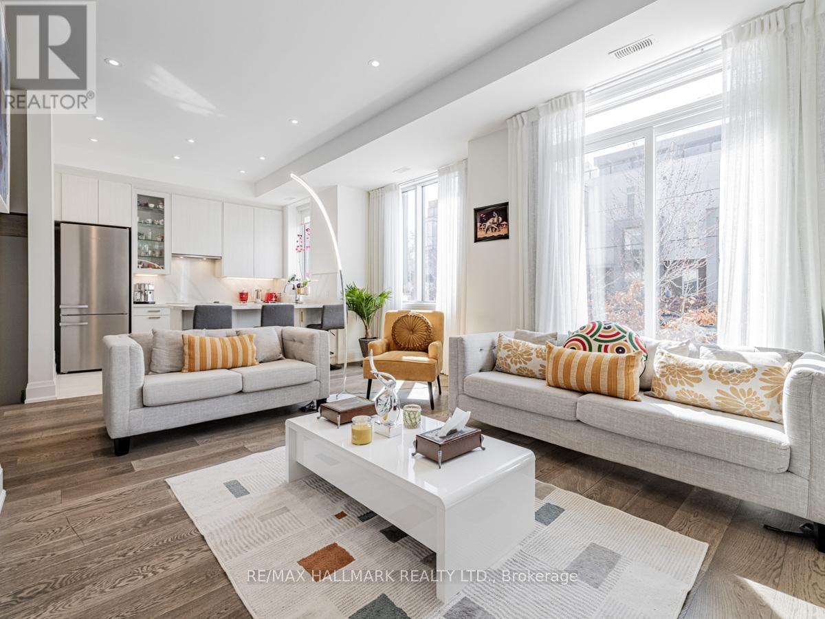 1 - 17 Greenbriar Road, Toronto, Ontario  M2K 0G7 - Photo 3 - C13741336