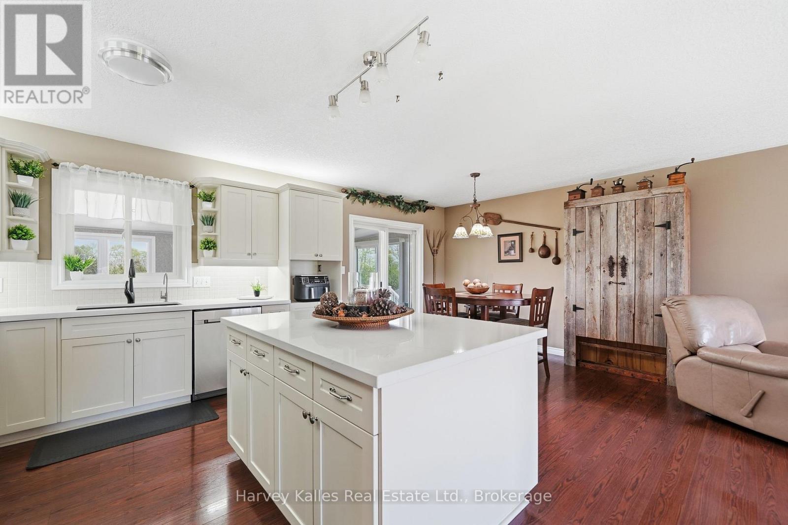 289 Kings Road, Prince Edward County, Ontario  K0K 1P0 - Photo 11 - X13741266
