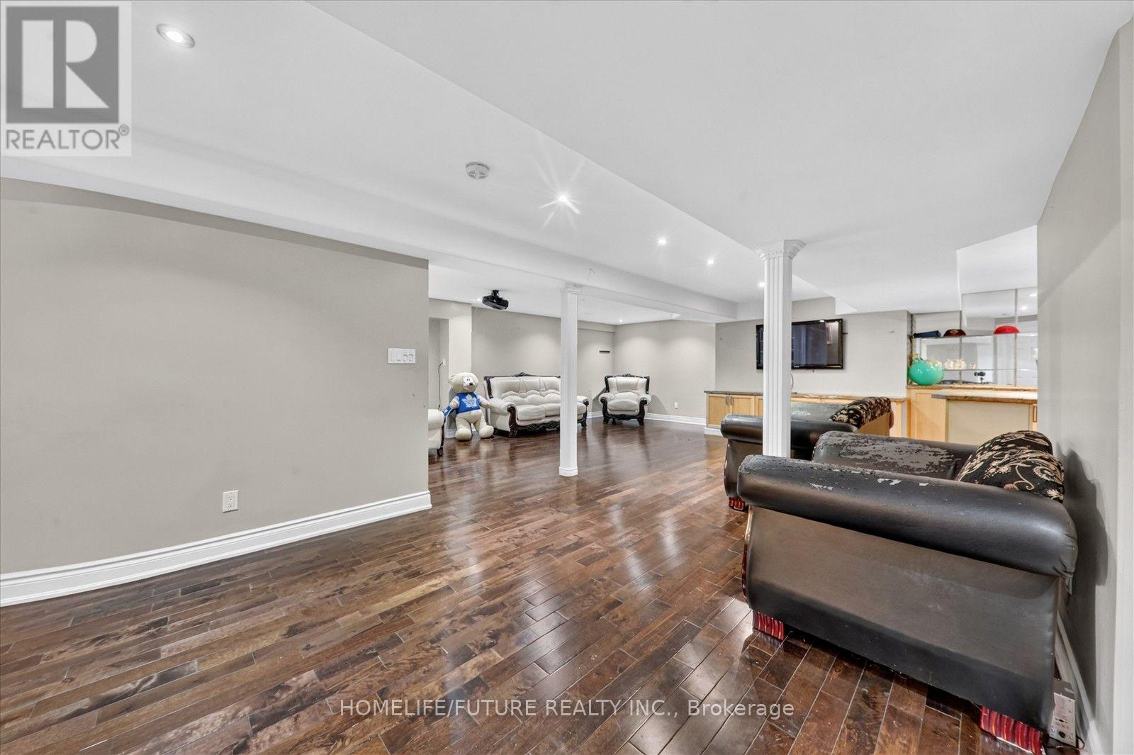 6 Dolby Crescent, Ajax, Ontario  L1Z 0E1 - Photo 40 - E13741272