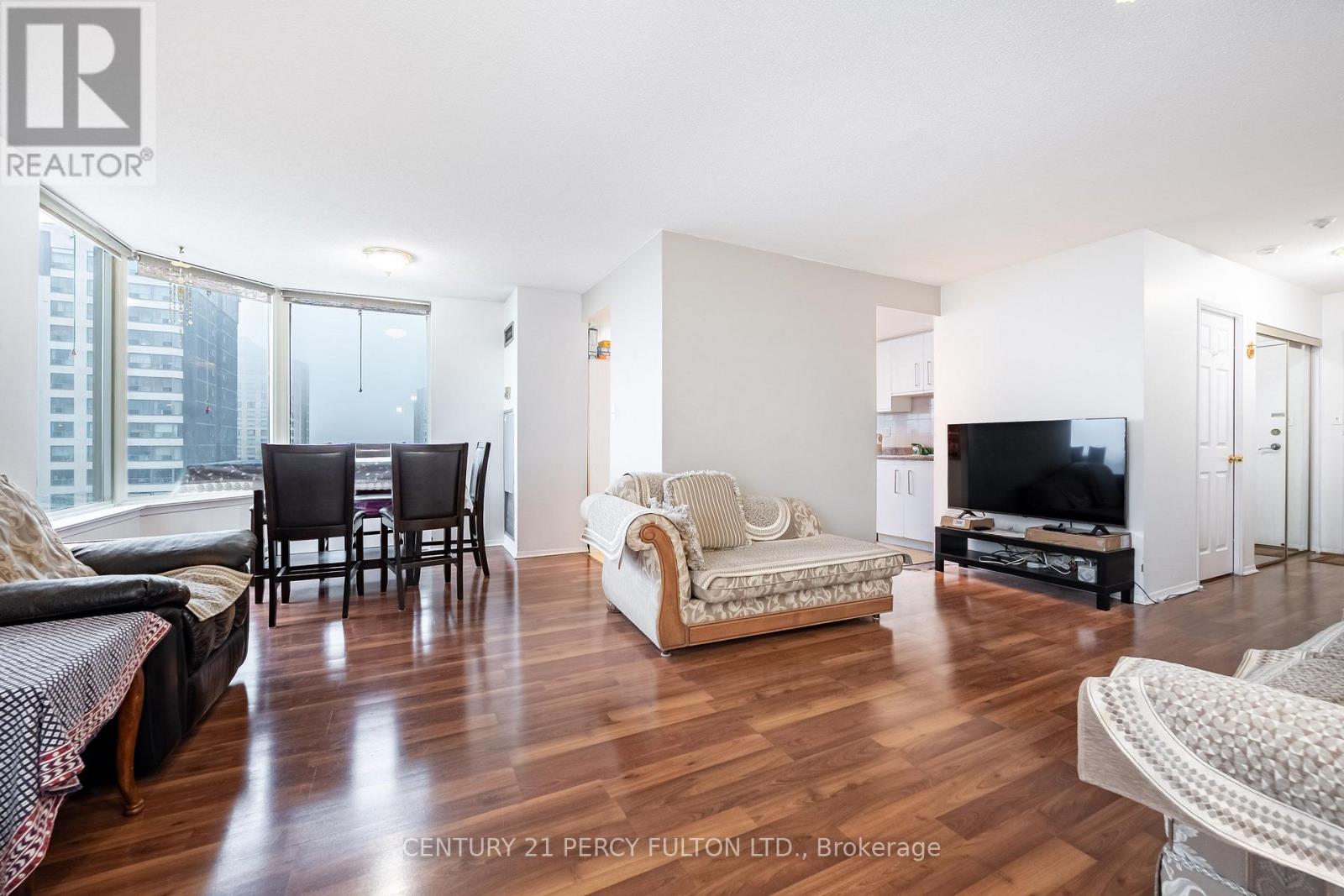 1008 - 30 Thunder Grove, Toronto, Ontario  M1V 4A3 - Photo 8 - E13741294